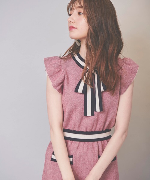 31 Sons de mode(トランテアン ソン ドゥ モード)の「フロントリボンニットワンピース(ワンピース・レディース・ラベンダー/オフホワイト/レッド・36)」の18枚目の写真