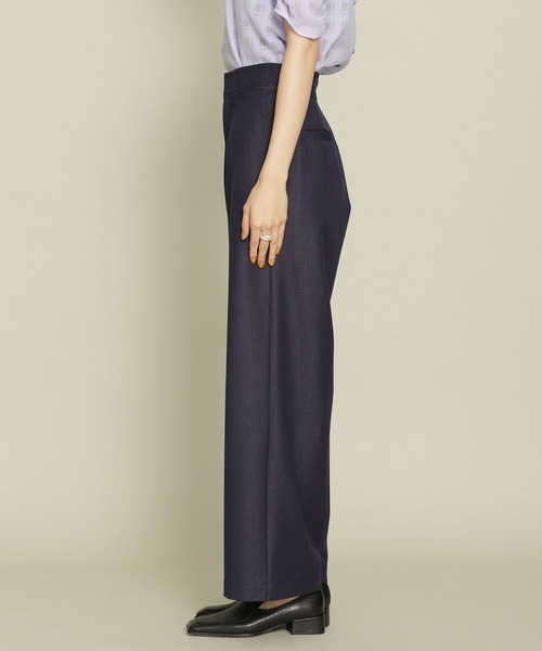 NANO universe(ナノユニバース)の「デニムライクハイウエストワイドパンツ(デニムパンツ・レディース・ネイビー/アイボリー・38/36)」の8枚目の写真