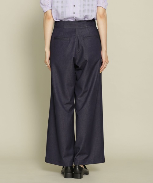 NANO universe(ナノユニバース)の「デニムライクハイウエストワイドパンツ(デニムパンツ・レディース・ネイビー/アイボリー・38/36)」の9枚目の写真