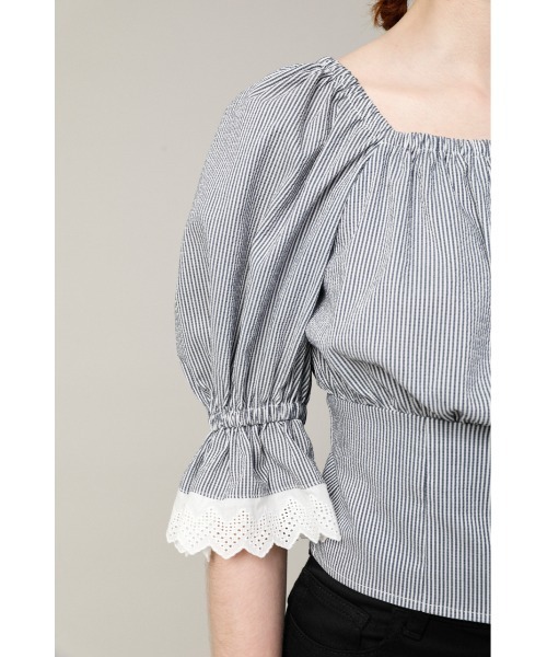 SLY（スライ）の「CROP PUFF SLEEVE TOPS パフスリーブ トップス