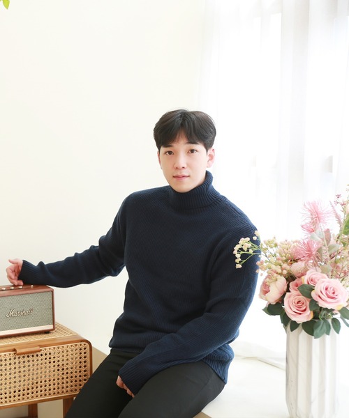 G*N様 STONE タートルネックセーター STAFF STYLING｜THE SHOP YOHJI