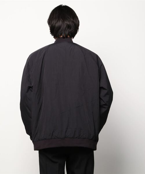 GAP（ギャップ）の「リサイクルナイロン100% ボンバージャケット