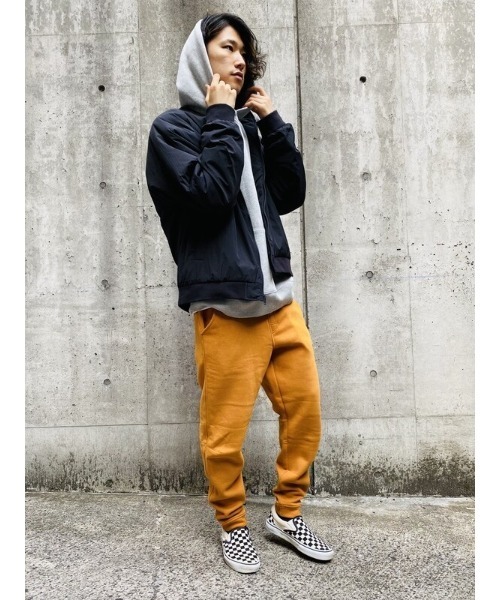 GAP（ギャップ）の「リサイクルナイロン100% ボンバージャケット（ブルゾン・メンズ・ブラック/ブラック系その他・S/M/L/XS/XL）」の16枚目の写真