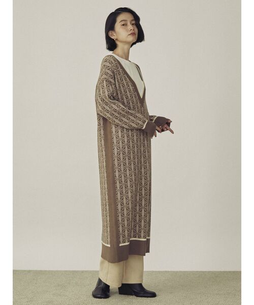 COTORICA(コトリカ)の「フェイクスエードパンツ(その他パンツ・レディース・オフホワイト/ブラウン/カーキ・SMALL/MEDIUM)」の4枚目の写真