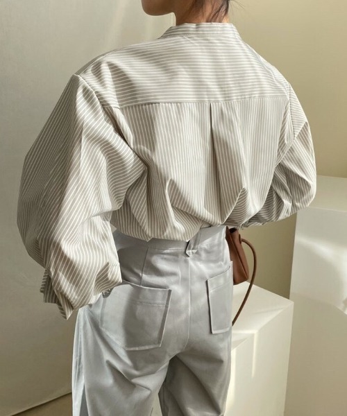 MANGROVE（マングローブ）の「ショルダーフラップストライプオーバーシャツ（シャツ/ブラウス・レディース・グレー/ブルー・FREE）」の11枚目の写真