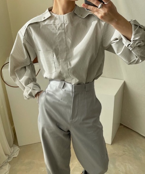 MANGROVE（マングローブ）の「ショルダーフラップストライプオーバーシャツ（シャツ/ブラウス・レディース・グレー/ブルー・FREE）」の13枚目の写真