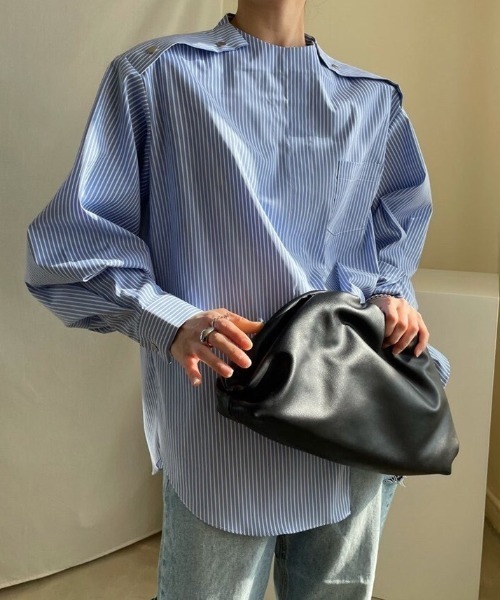 MANGROVE（マングローブ）の「ショルダーフラップストライプオーバーシャツ（シャツ/ブラウス・レディース・グレー/ブルー・FREE）」の10枚目の写真