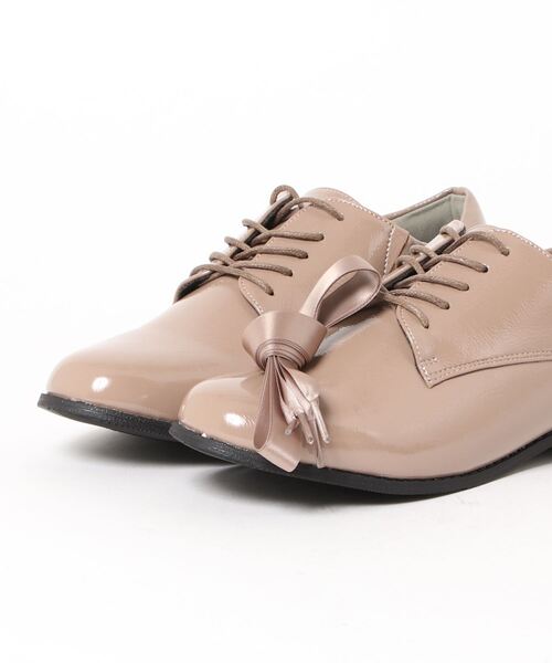 la farfa SHOES（ラ・ファーファ シューズ）の「la farfa ラファーファ レディース 2WAYリボン付きレースアップシューズ【幅広3E/大きいサイズ】90（その他シューズ・レディース・ブラック/ブラック系その他/ベージュ・L/LL/M/XL）」の5枚目の写真