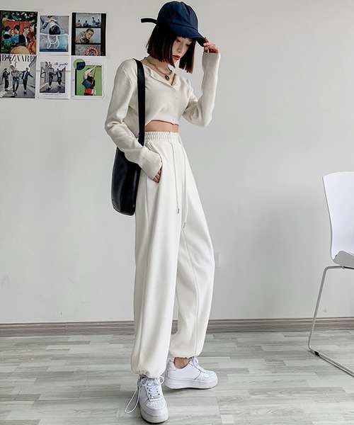 ハンドメイド　トレーナーとパンツ レディース NEUCLASSICS スウェットパンツ クラウドホワイト