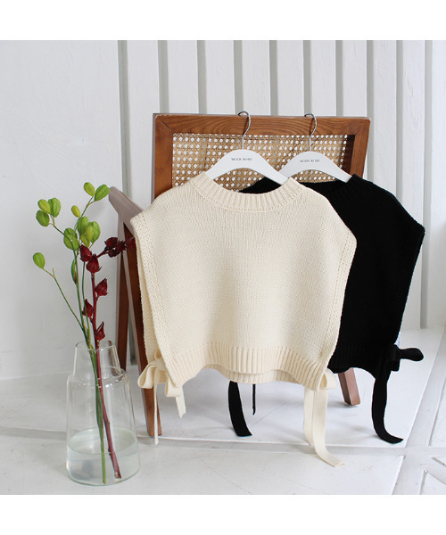 MODE ROBE（モードローブ）の「サイドリボンレイヤードニットベスト（ベスト・レディース・アイボリー/ブラック・FREE）」の8枚目の写真