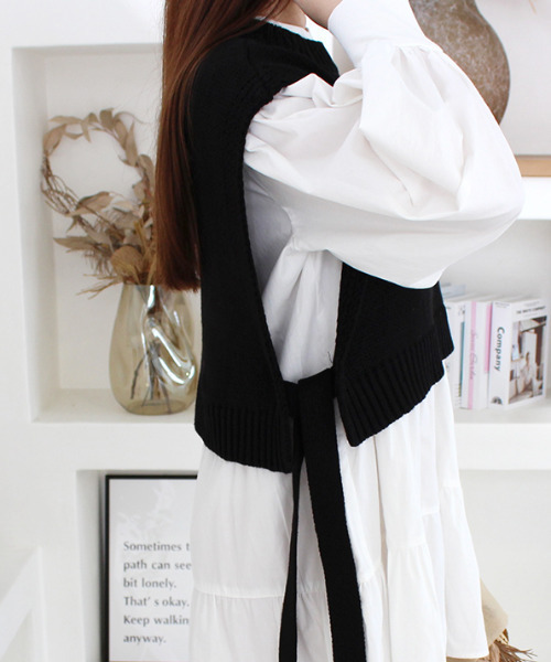 MODE ROBE（モードローブ）の「サイドリボンレイヤードニットベスト（ベスト・レディース・アイボリー/ブラック・FREE）」の20枚目の写真