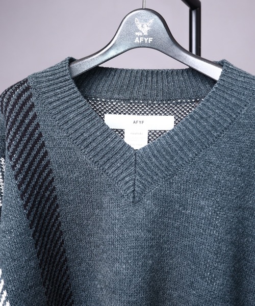 rovtski（ロフトスキー）の「AFYF 5GV NECK CHILDEN/ビッグシルエット Vネック チルデンニットセーター（ニット/セーター・メンズ・ブラック/ダークグリーン/ライトベージュ・FREE）」の5枚目の写真
