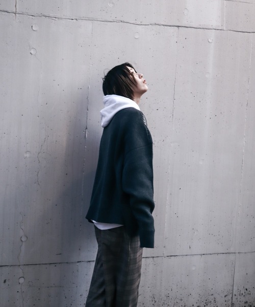 rovtski（ロフトスキー）の「AFYF 5GV NECK CHILDEN/ビッグシルエット Vネック チルデンニットセーター（ニット/セーター・メンズ・ブラック/ダークグリーン/ライトベージュ・FREE）」の18枚目の写真