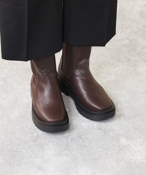 menue(メヌエ)の「トラックソール サイドゴアブーツ(ブーツ・レディース・ブラック/ダークブラウン・LL/S/M/L)」の11枚目の写真