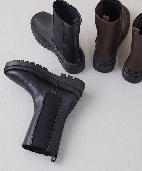 menue(メヌエ)の「トラックソール サイドゴアブーツ(ブーツ・レディース・ブラック/ダークブラウン・LL/S/M/L)」の9枚目の写真