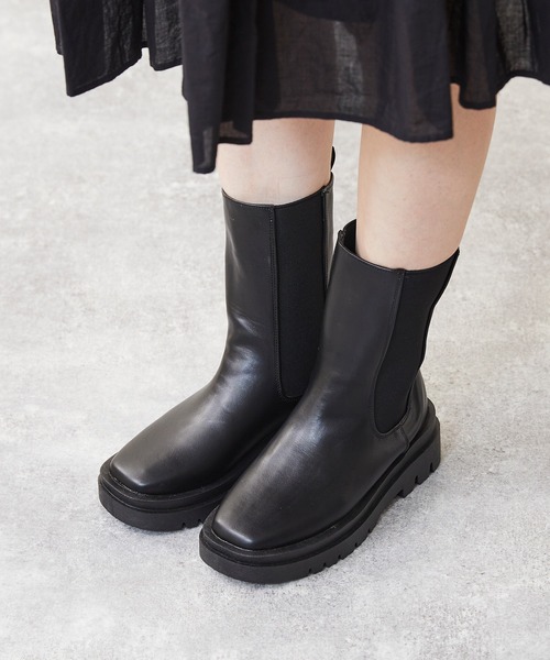 menue(メヌエ)の「トラックソール サイドゴアブーツ(ブーツ・レディース・ブラック/ダークブラウン・LL/S/M/L)」の15枚目の写真