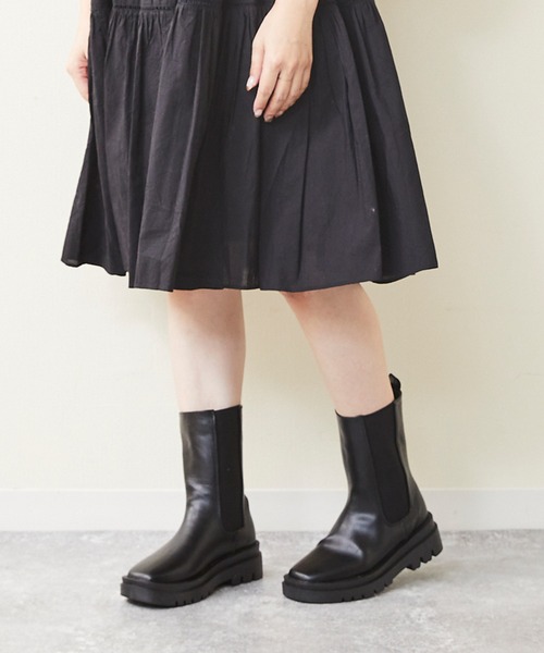 menue(メヌエ)の「トラックソール サイドゴアブーツ(ブーツ・レディース・ブラック/ダークブラウン・LL/S/M/L)」の10枚目の写真