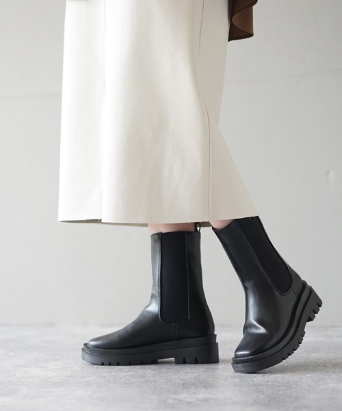 menue(メヌエ)の「トラックソール サイドゴアブーツ(ブーツ・レディース・ブラック/ダークブラウン・LL/S/M/L)」の20枚目の写真