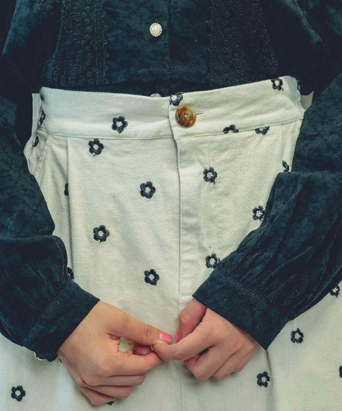 Hamble by Par Avion(ハンブルバイパラビオン)の「デイジースカート(スカート・レディース・アイボリー/ブラック・ONESIZE)」の13枚目の写真