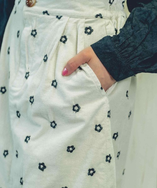 Hamble by Par Avion(ハンブルバイパラビオン)の「デイジースカート(スカート・レディース・アイボリー/ブラック・ONESIZE)」の9枚目の写真