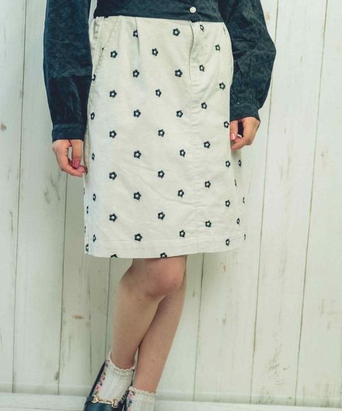 Hamble by Par Avion(ハンブルバイパラビオン)の「デイジースカート(スカート・レディース・アイボリー/ブラック・ONESIZE)」の15枚目の写真