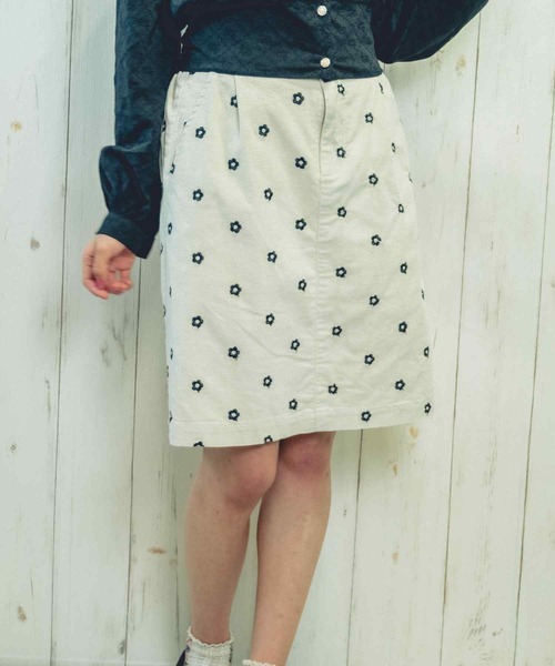 Hamble by Par Avion(ハンブルバイパラビオン)の「デイジースカート(スカート・レディース・アイボリー/ブラック・ONESIZE)」の4枚目の写真