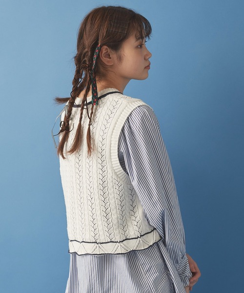Malle(マル)の「●malle Cotton/Linen ショートベスト(ベスト・レディース・ブラック/ホワイト×ネイビー/ライトカーキ/ベージュ・FREE)」の10枚目の写真