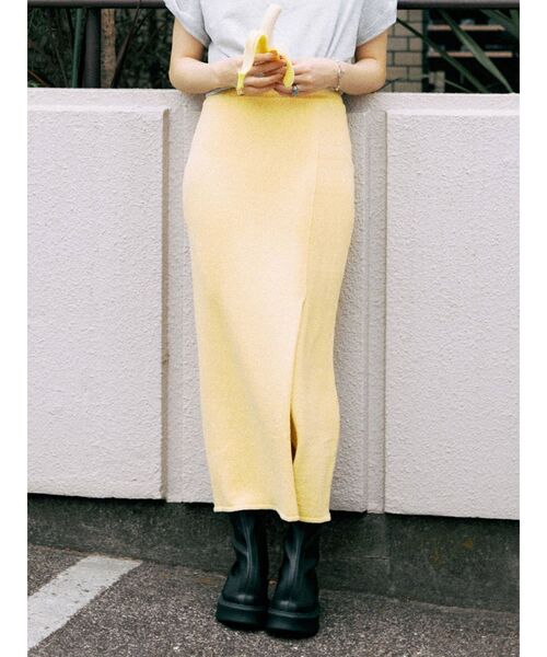 Ungrid（アングリッド）の「スリットニットフィットスカート（スカート・レディース・アイボリー/チャコールグレー/イエロー・FREE）」の13枚目の写真