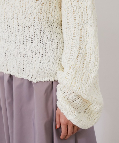ROPE'（ロペ）の「スラブヤーンボリュームスリーブニットプルオーバー