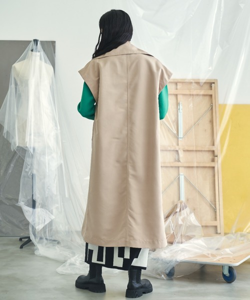 VACANCY（ヴァカンシー）の「マルチ２wayビッグシルエットジレトレンチコート（トレンチコート・レディース・ベージュ/ブルー・FREE）」の12枚目の写真