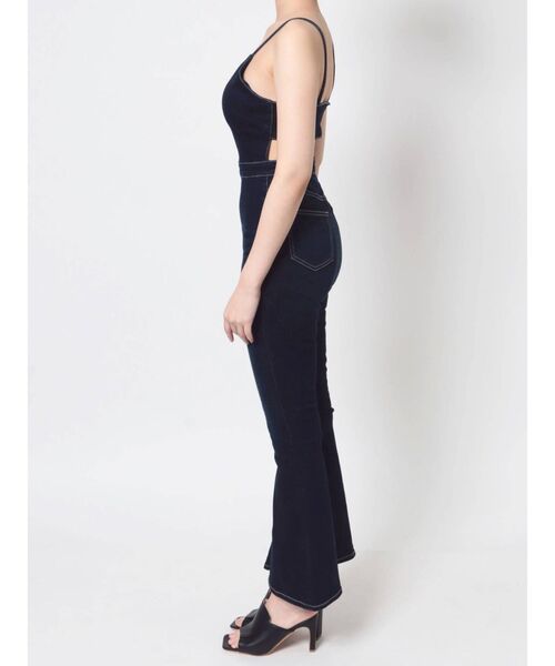 GYDA(ジェイダ)の「フロントZIPフレアデニムロンパース(つなぎ/オールインワン・レディース・インディゴブルー/ライトブルー・SMALL/MEDIUM)」の19枚目の写真