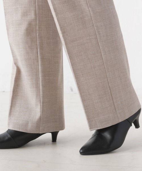 OMNES（オムネス）の「ストレッチ杢センタープレススラックスパンツ（スラックス・レディース・ベージュ/グレー・FREE）」の6枚目の写真