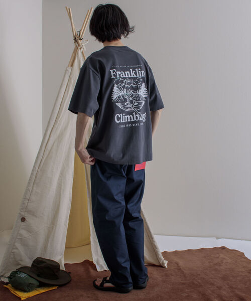 Franklin Climbing（フランクリンクライミング）の「【Franklin Climbing/フランクリンクライミング】エッセンシャルバックプリントTシャツ カヌー（Tシャツ/カットソー・メンズ・ホワイト/グレー/チャコールグレー/エメラルド・MEDIUM/LARGE/X-LARGE）」の19枚目の写真