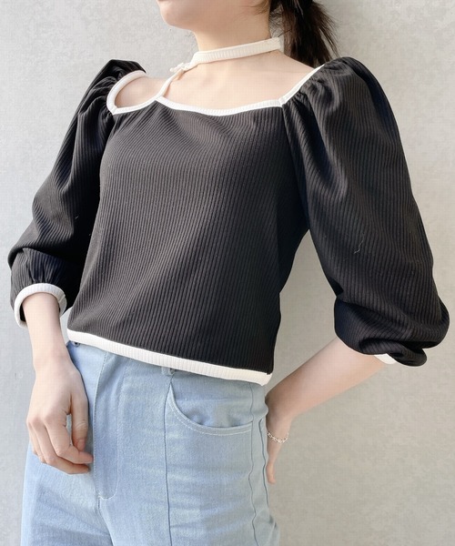 lilLilly（リルリリー）の「リブチョーカートップス（Tシャツ/カットソー・レディース・ベージュ/ブラック/ブルー・FREE）」の5枚目の写真