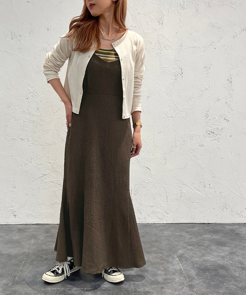 apres jour mignon（アプレジュールミニョン）の「クシュクシュクロスキャミワンピ【ZOZOTOWN限定アイテム】（ワンピース・レディース・ブラウン系その他/オレンジ/ブラック・フリー/X-LARGE）」の9枚目の写真