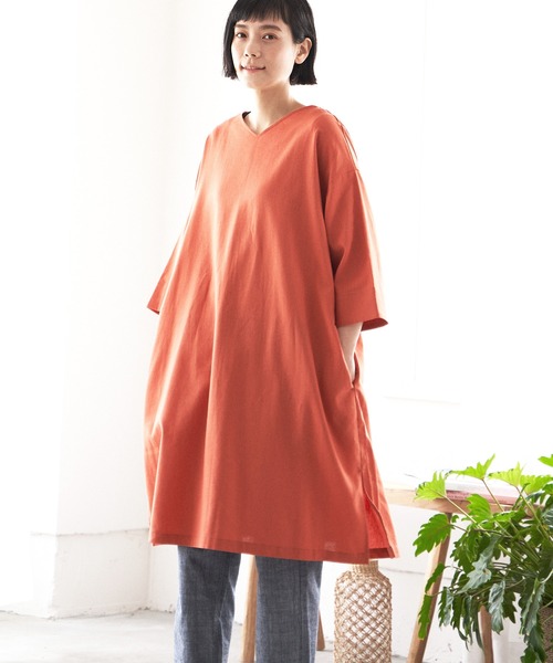 LBC（エルビーシー）の「リネンブレンドサックワンピ（ワンピース・レディース・ブラック/オレンジ/グリーン/ベージュ・M/L）」の4枚目の写真