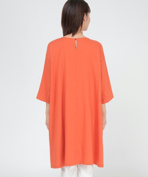 LBC（エルビーシー）の「リネンブレンドサックワンピ（ワンピース・レディース・ブラック/オレンジ/グリーン/ベージュ・M/L）」の16枚目の写真