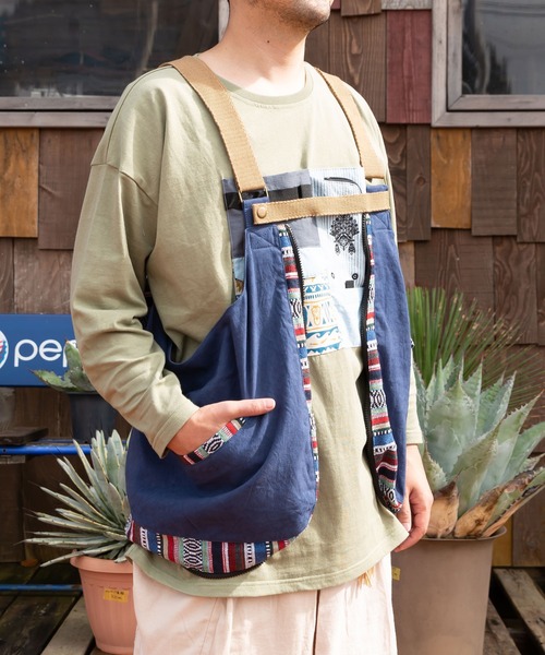 【チャイハネ】パハルバッグ/ベスト 2WAY（ショルダーバッグ）｜チャイハネ（チャイハネ） 5,720円