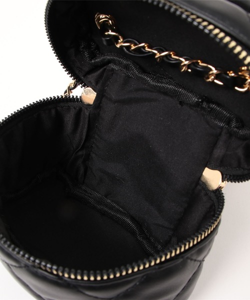 Pochi Pouch(ポチポーチ)の「Pochi Pouch/ 合成皮革/人工皮革 キルティング チェーン ミニショルダーバッグ(ショルダーバッグ・レディース・ブラック/ベージュ/イエロー/グリーン/アイボリー/ミント/ベビーピンク・FREE)」の21枚目の写真