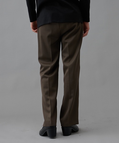 Lui's（ルイス）の「ウール混ベネシャンセンタープレスフレアパンツ (セットアップ対応)（スラックス・メンズ・チャコールグレー/ブラック・SMALL/MEDIUM）」の15枚目の写真