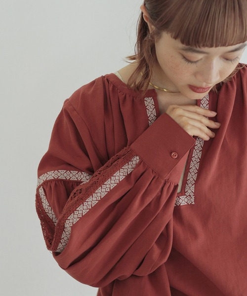 Crisp(クリスプ)の「刺繍レースブラウス(シャツ/ブラウス・レディース・ブラウン/ブラック・FREE)」の10枚目の写真