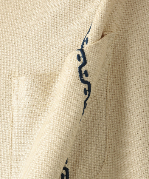 JOURNAL STANDARD relume(ジャーナルスタンダード レリューム)の「パターン柄 オーバーサイズ半袖シャツ(シャツ/ブラウス・メンズ・ホワイト/サックスブルー/ホワイト×ホワイト/ライトイエロー・MEDIUM/LARGE)」の8枚目の写真