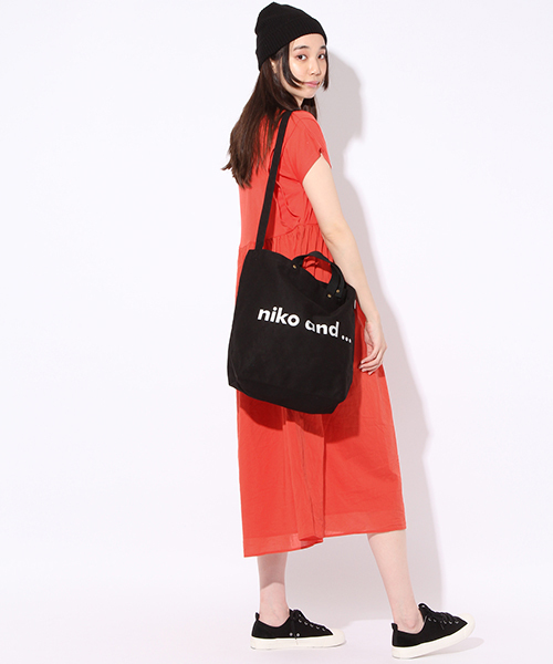 niko and...（ニコアンド）の「オリジナルニコロゴトート/2WAY（トートバッグ・レディース・ブルー/ブラック/ホワイト・0）」の10枚目の写真