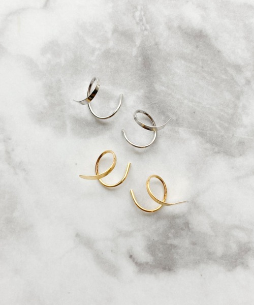 yu-ka（ユーカ）の「YU-KA : コイルピアス（ピアス（両耳用）・レディース・シルバー/ゴールド・FREE）」の7枚目の写真