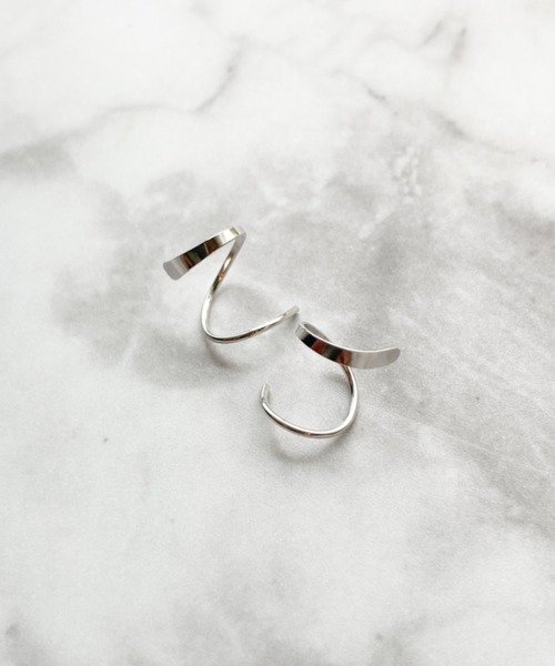 yu-ka（ユーカ）の「YU-KA : コイルピアス（ピアス（両耳用）・レディース・シルバー/ゴールド・FREE）」の10枚目の写真