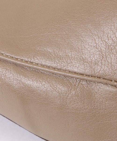 ikka（イッカ）の「シャーリングオペラシューズ（パンプス・レディース・ベージュ/ブラック・L/M）」の14枚目の写真