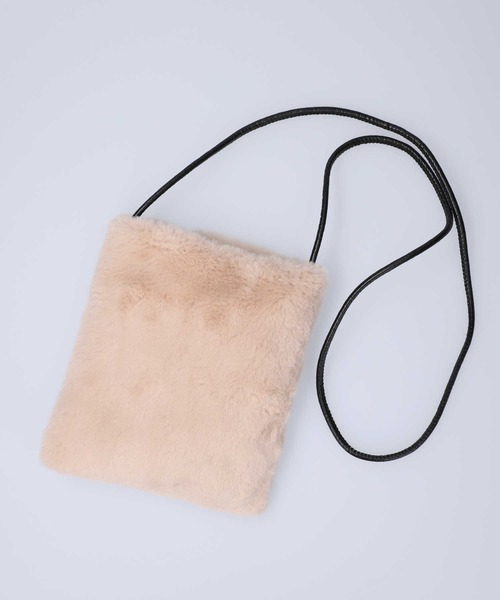HONEYSUCKLE ROSE（ハニーサックルローズ）の「【HONEYSUCKLE ROSE】ファーバッグ（ショルダーバッグ・レディース・ベージュ/ブラック/オレンジ・ONE SIZE）」の3枚目の写真
