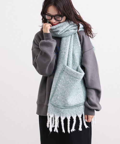 CIAOPANIC TYPY（チャオパニックティピー）の「ポケット付きストール（ストール/ショール・レディース・ベージュ/チャコールグレー/グレー・ONE SIZE）」の8枚目の写真