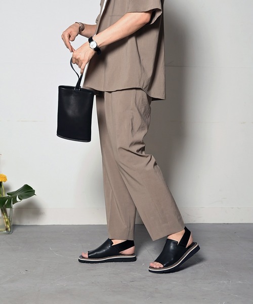 EARLE（アール）の「EARLE アール / Shoe sole shoe bag シューソールキップレザーハンドバッグ / ER2502（ハンドバッグ・レディース・ブラック・FREE）」の13枚目の写真