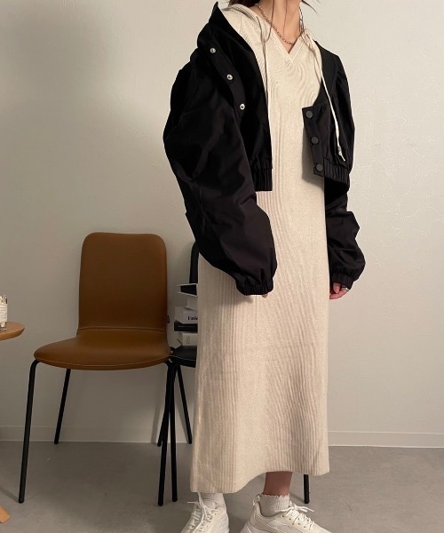 sakishimatokyo(サキシマトーキョー)の「パーカーニットスキッパーワンピース(ワンピース・レディース・ブラック/ベージュ・FREE)」の14枚目の写真